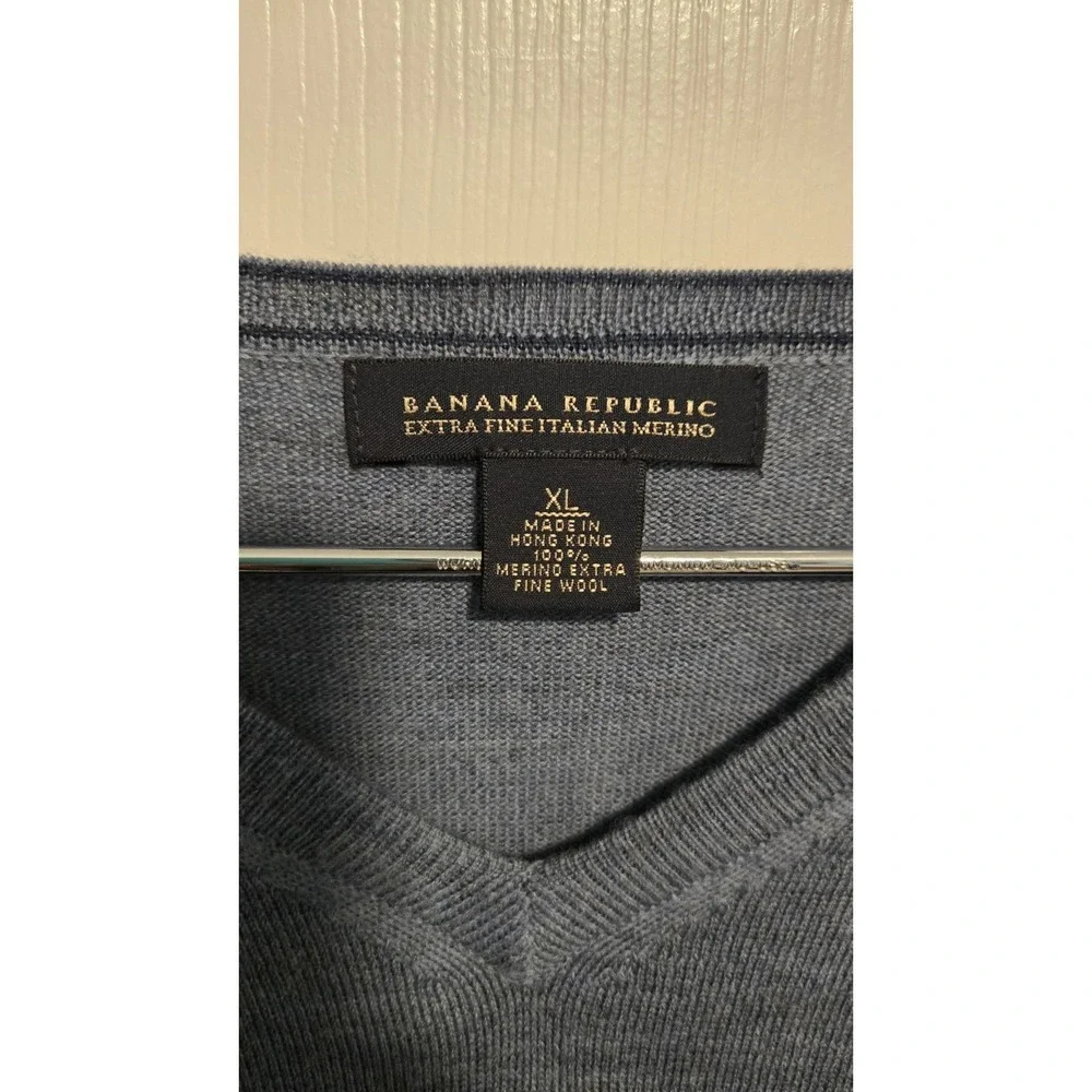 Banana Republic Mens XL Merino Wool Sweater Bluish V Neck Extra Fine Lightweight